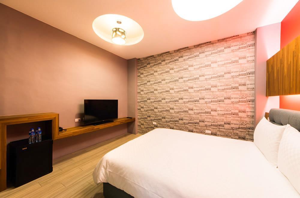 Easy Travel Apartment เมืองฮวาเหลียน ภายนอก รูปภาพ